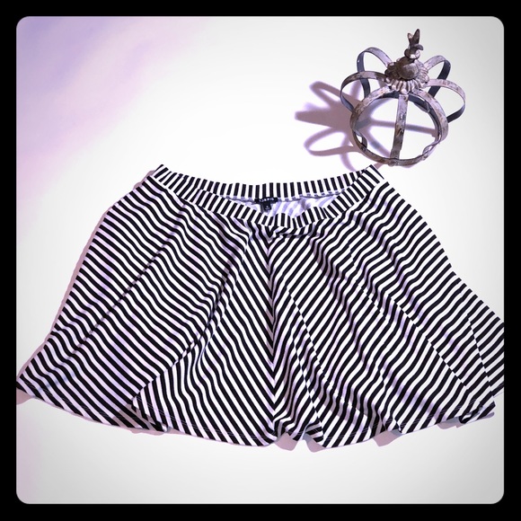 torrid Dresses & Skirts - Torrid Skater Skirt 3